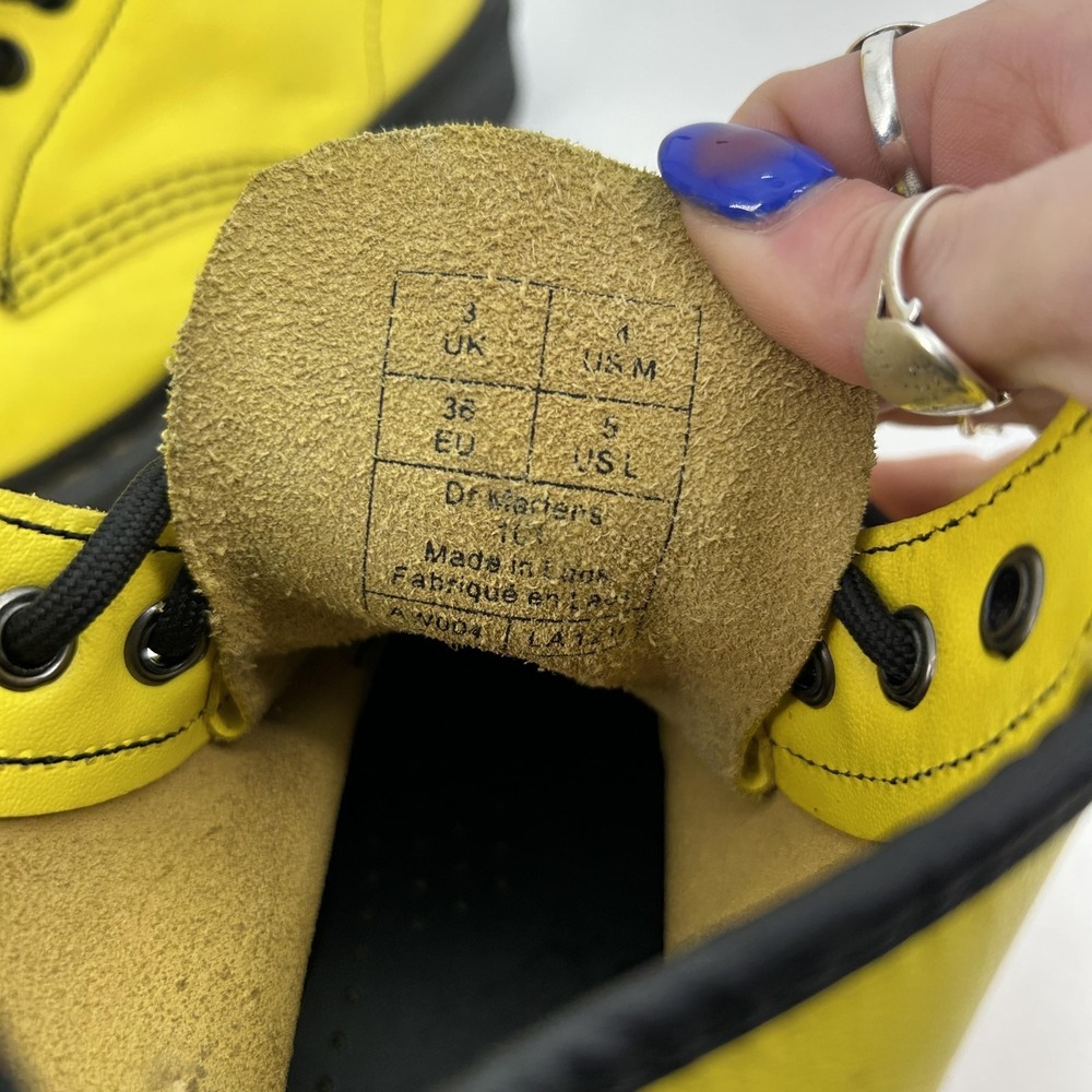 Dr.‎ Martens 101 Boots Womens Size 5 Yellow Smooth Leather Ankle Combat Lace Up - Picture 14 of 16